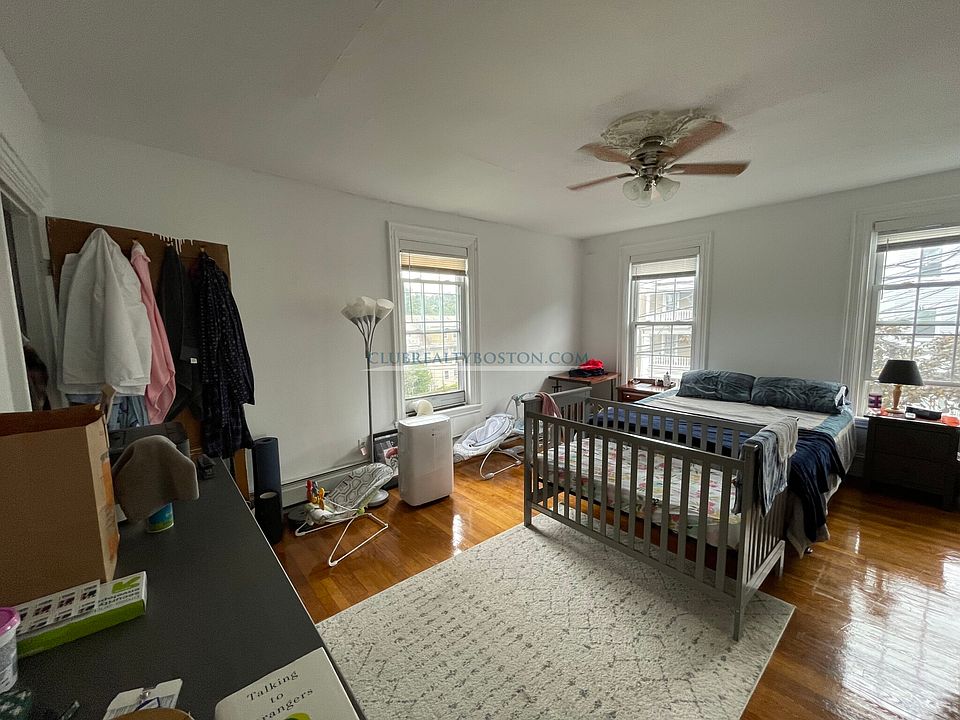 1st image of 17 Bigelow St #2