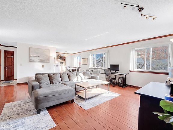 4th image of 5100 N Sheridan Rd APT 502