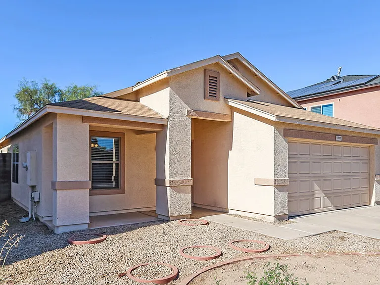 11807 W Ester Dr — Photo 3
