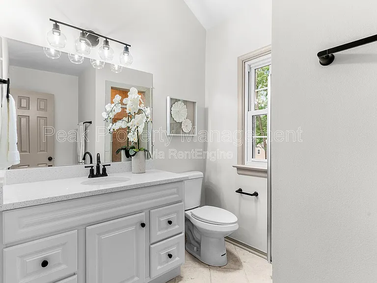504 Winamack Ct — Photo 31