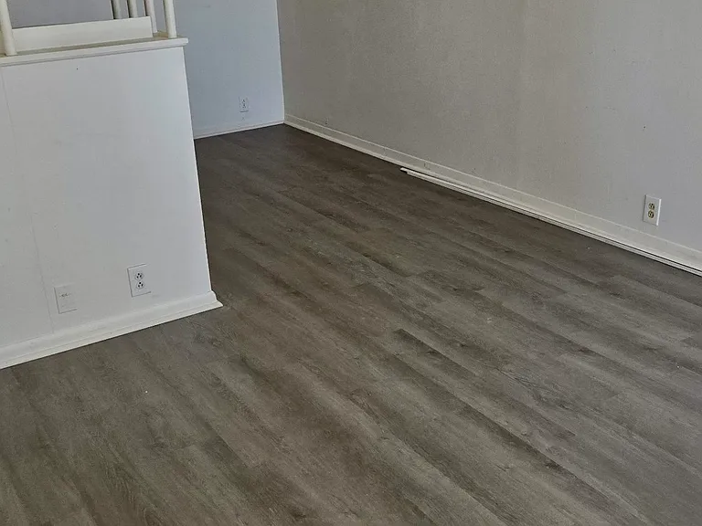 414 E Avenue A #204 — Photo 3