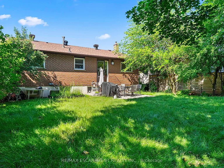 2506 Yarmouth Cres — Photo 38