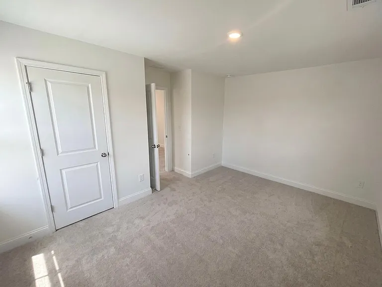 207 Ensemble Blvd — Photo 9