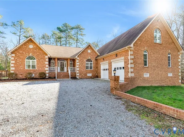 8584 New Ashcake Rd, Mechanicsville, VA 23116