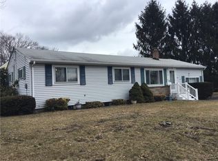 125 Pettigrew Dr, Warwick, RI 02886