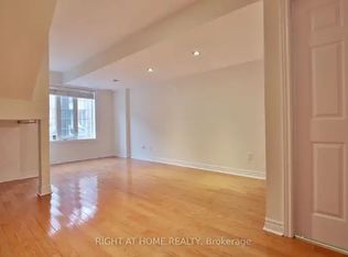 49 Natalie Pl #1A, Toronto, ON M4M3P6