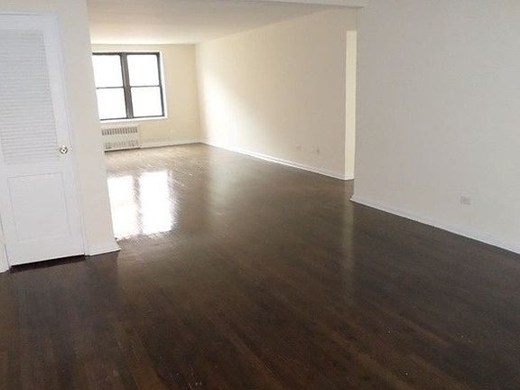 3rd image of 1040 Neilson St APT 5H