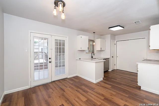731 Garden Meadow Dr — Photo 6