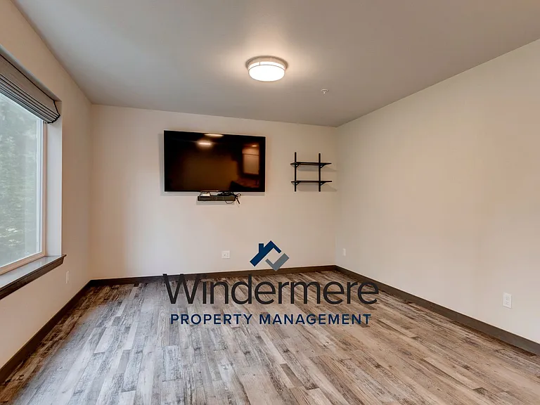 1621 SW Mulberry Pl #D102 — Photo 7