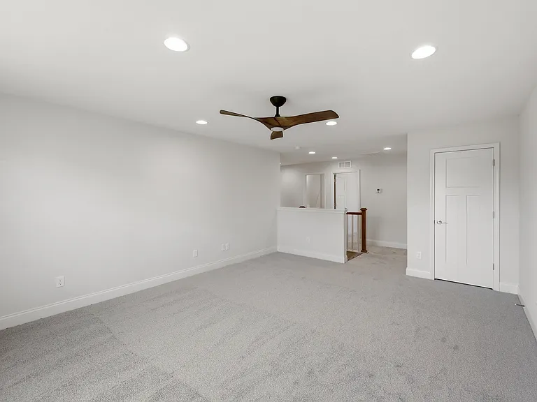 2869 Blackford Pkwy — Photo 26