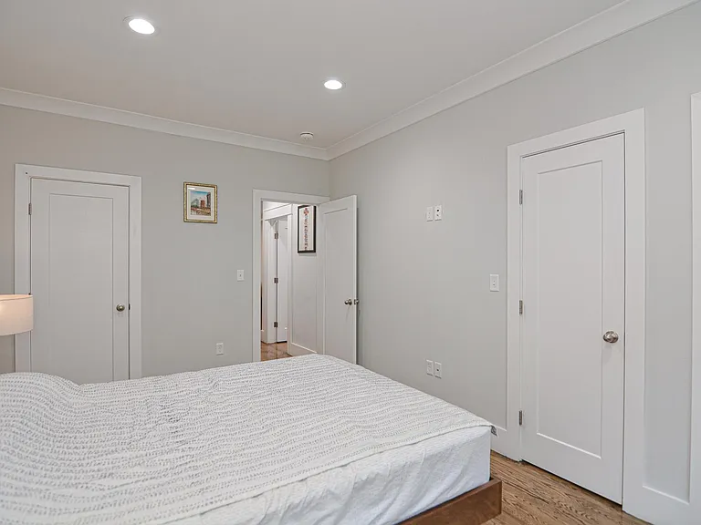 10 Grant St #1 — Photo 44