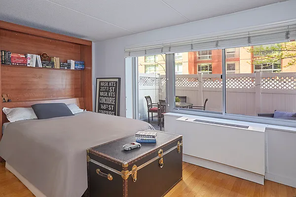 Rented by Brown Harris Stevens | media 9