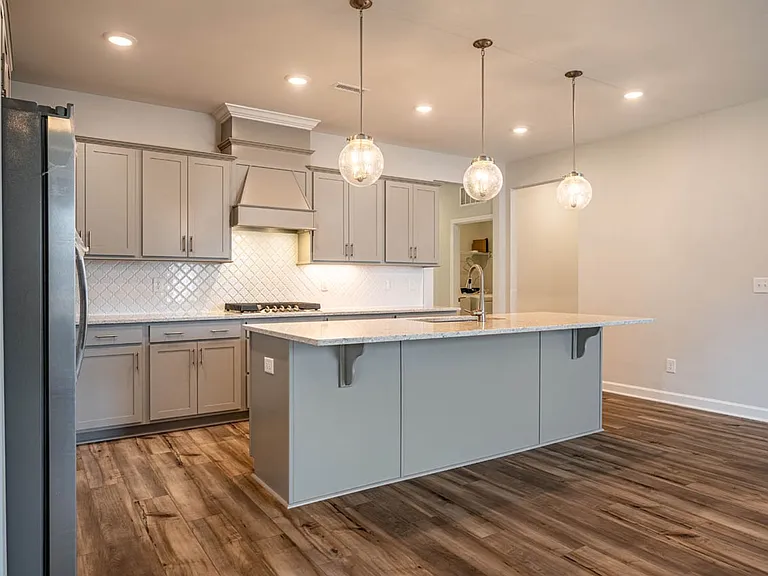 179 Castle Pond Way — Photo 32