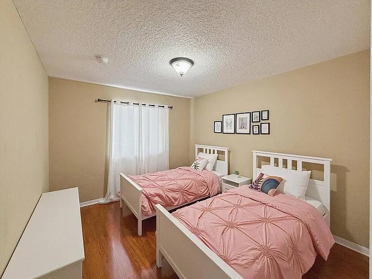 1302 S Beach Cir — Photo 29