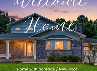 22 Yocum Pond Rd, Galena, MO 65656