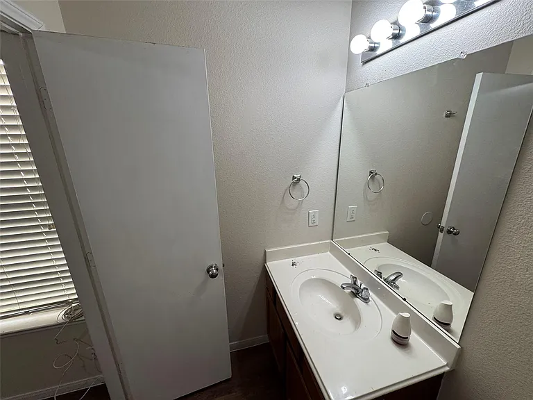 21719 Mossy Field Ln — Photo 23