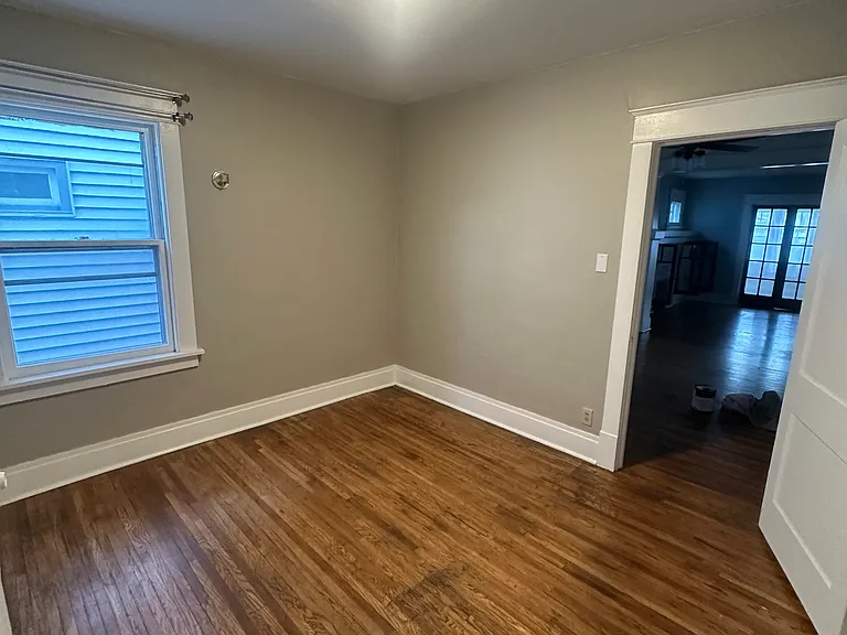 92 Saranac Ave — Photo 16