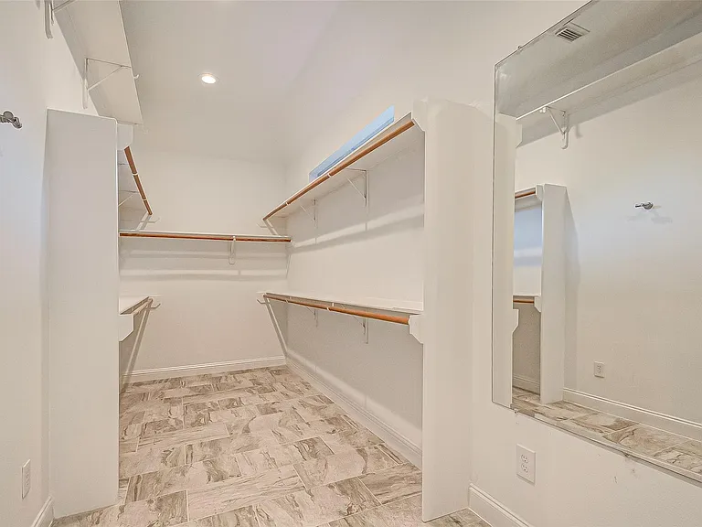 24118 Bay Hill Blvd — Photo 14