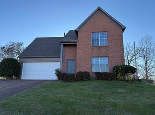 2211 Stone Stream Dr, Cordova, TN 38016