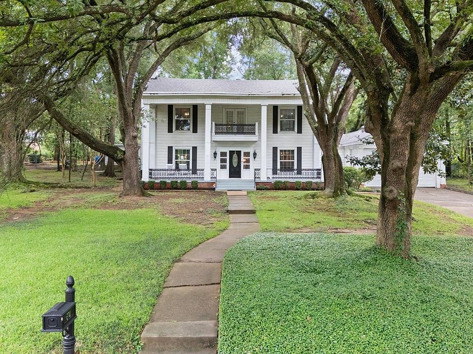 1st image of 604 Sylvan Dr