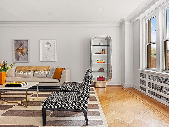 2nd image of 35 Prospect Park W APT 5E