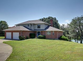 5604 Ridgeline Dr, Quincy, IL 62305