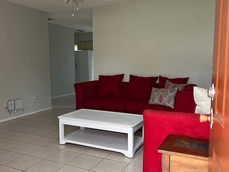 1517-21 SW Santa Barbara Pl — Photo 13