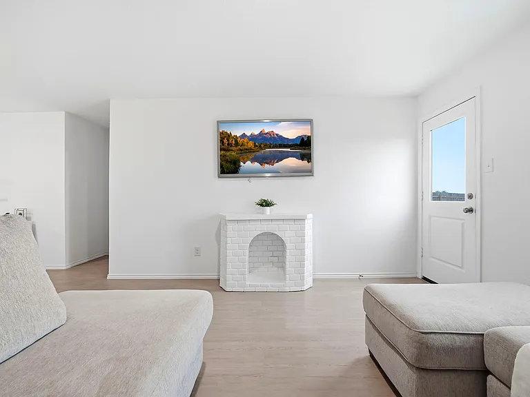 253 Tugboat Annie Way — Photo 23
