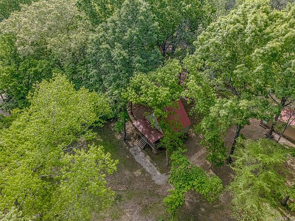 3rd image of 1815 Stubblefield Rd