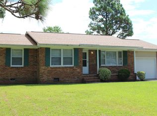 221 Forest View Dr, Havelock, NC 28532