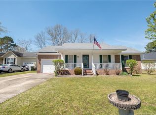 5051 Linton Hall Rd, Fayetteville, NC 28311