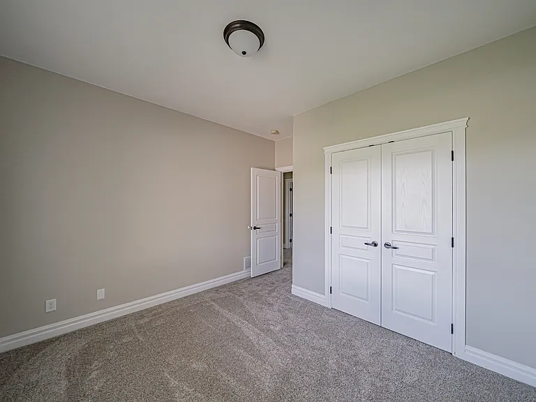 133 N 3762 E — Photo 23