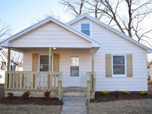 413 5th St, Lawrenceburg, TN 38464