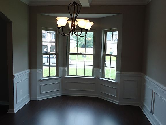 Formal Dining
