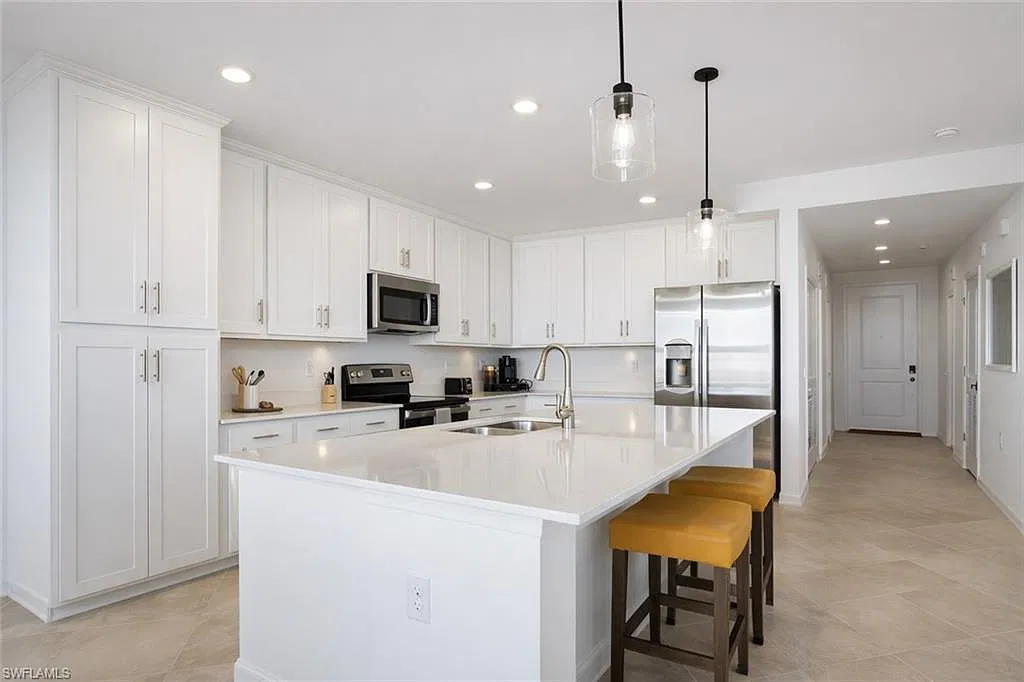 2 bed, 2.0 bath, 1154 sqft, $2,500 — Photo 4