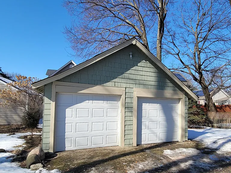 906 Indiana Ave — Photo 20