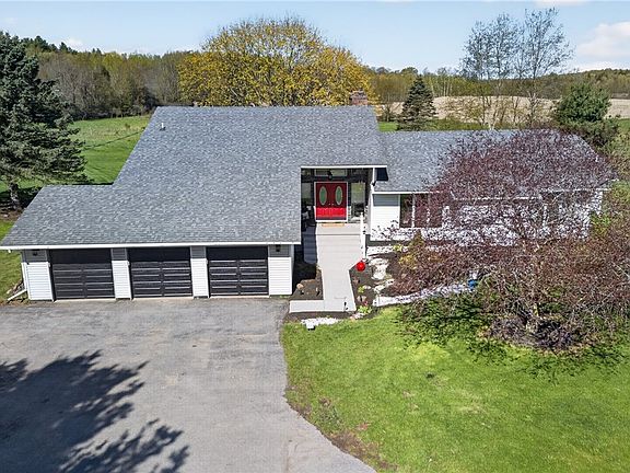 2nd image of 399 Hinman Rd