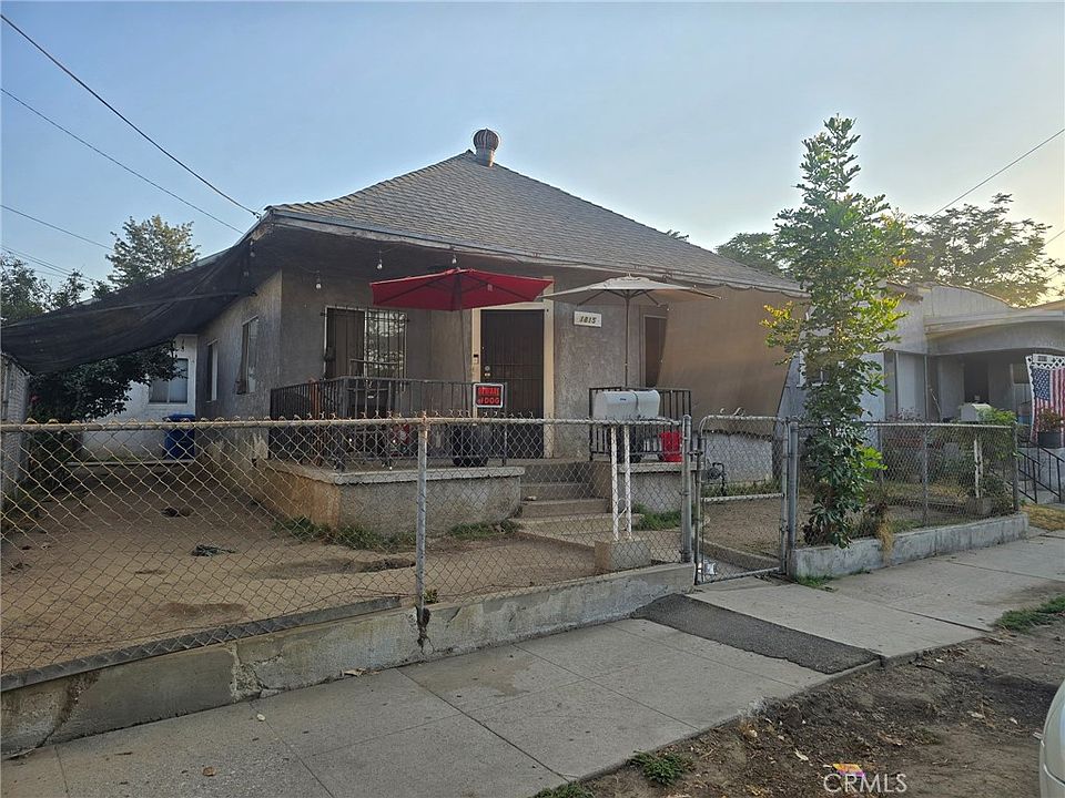 1st image of 1815 E 3rd St