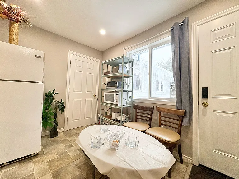265 Glenridge Dr #4 — Photo 5
