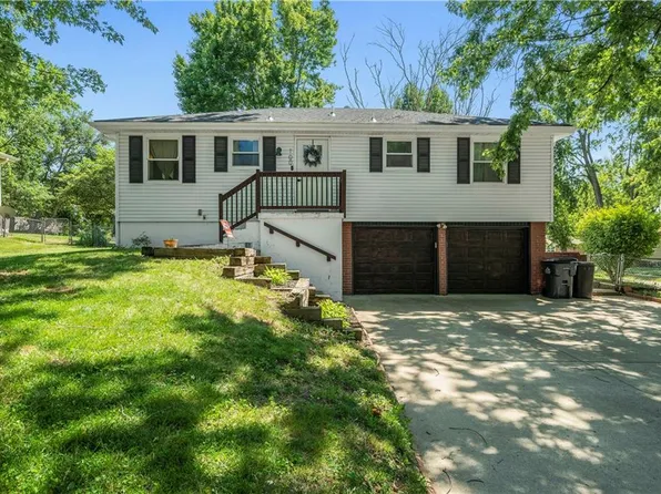 100 SE Cromwell St, Blue Springs, MO 64014