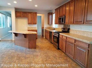 1612 Harrisburg Ln, Suisun City, CA