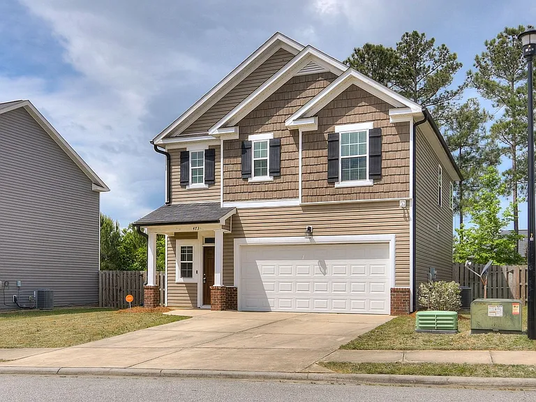 473 Brantley Cove Cir — Photo 3