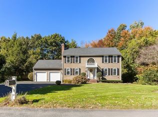 34 Echo Hills Dr, Mansfield, MA 02048