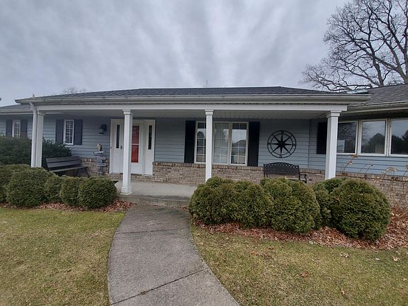 5th image of 61713 Crescent Cir