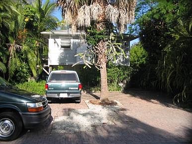 1st image of 219 Dakota Ave