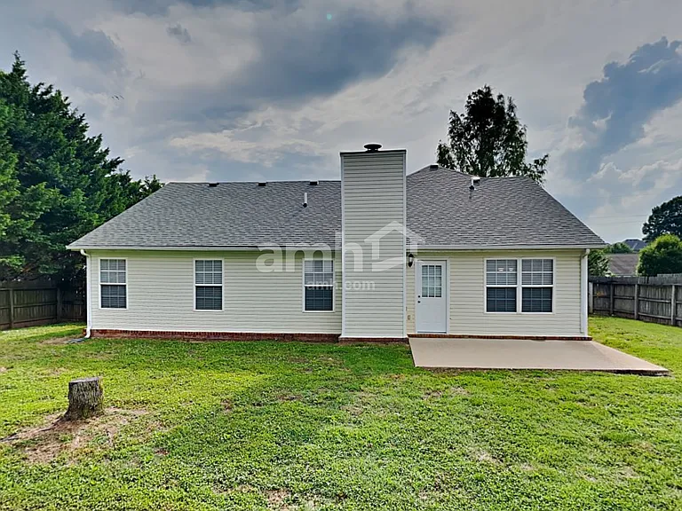 1856 Portview Dr — Photo 17