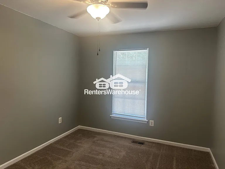 5613 Harvey Ct — Photo 17