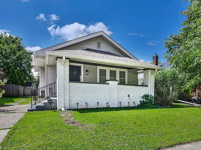 957 E Yoke St — Photo 25