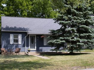 304 18 1/2 Ave SW, Rochester, MN 55902