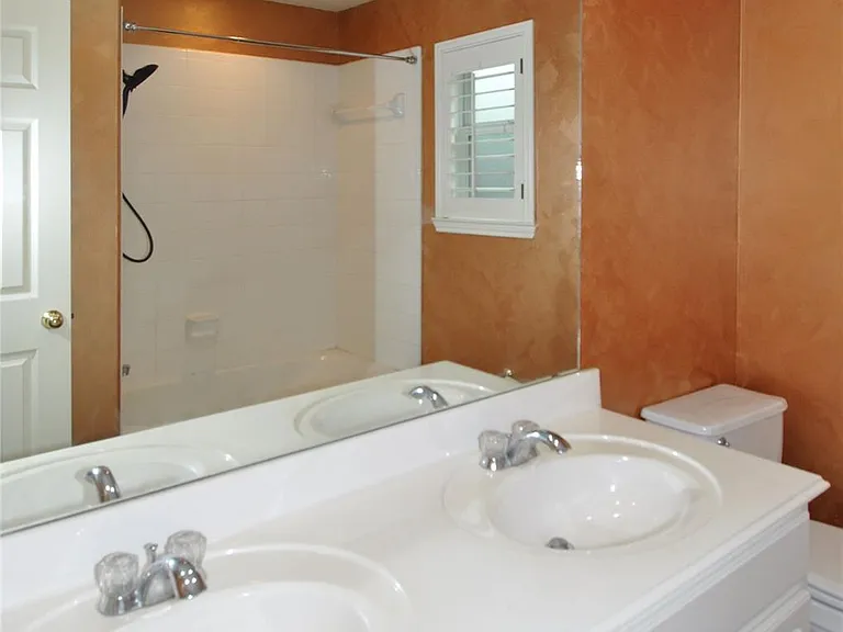 13607 Goldwater Ct — Photo 28